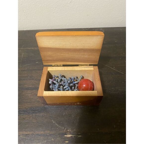 Vintage jacks with ball and wooden case - Picture 4 of 4